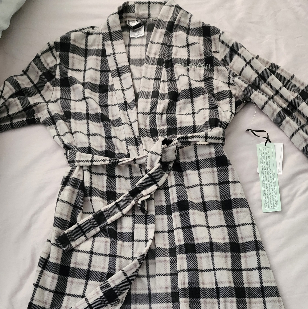 3 for $45 Cavin Klein Boys Polar Fleece Pajama Robe-Size L 10-12